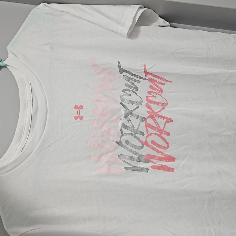 UA women's XL white graphic tee